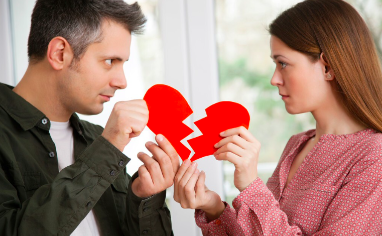 临沧离婚如何申请财产保全冻结对方账户